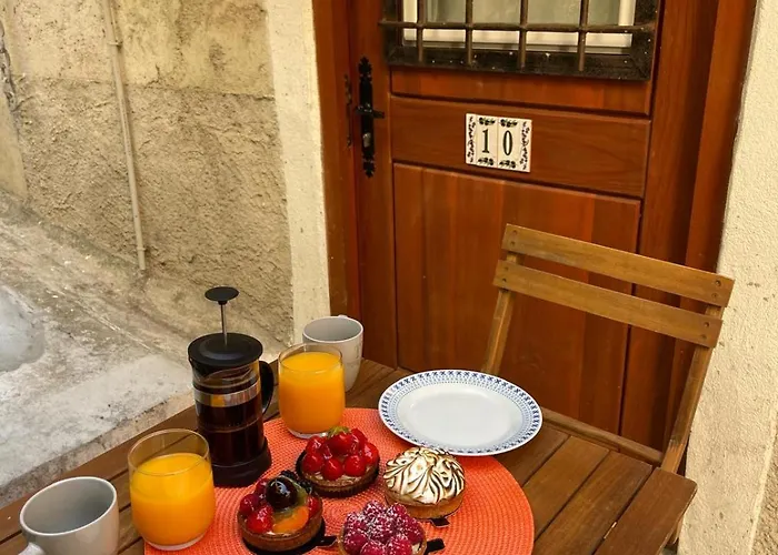 Centre Traditionnel Vieille Lejlighed Antibes